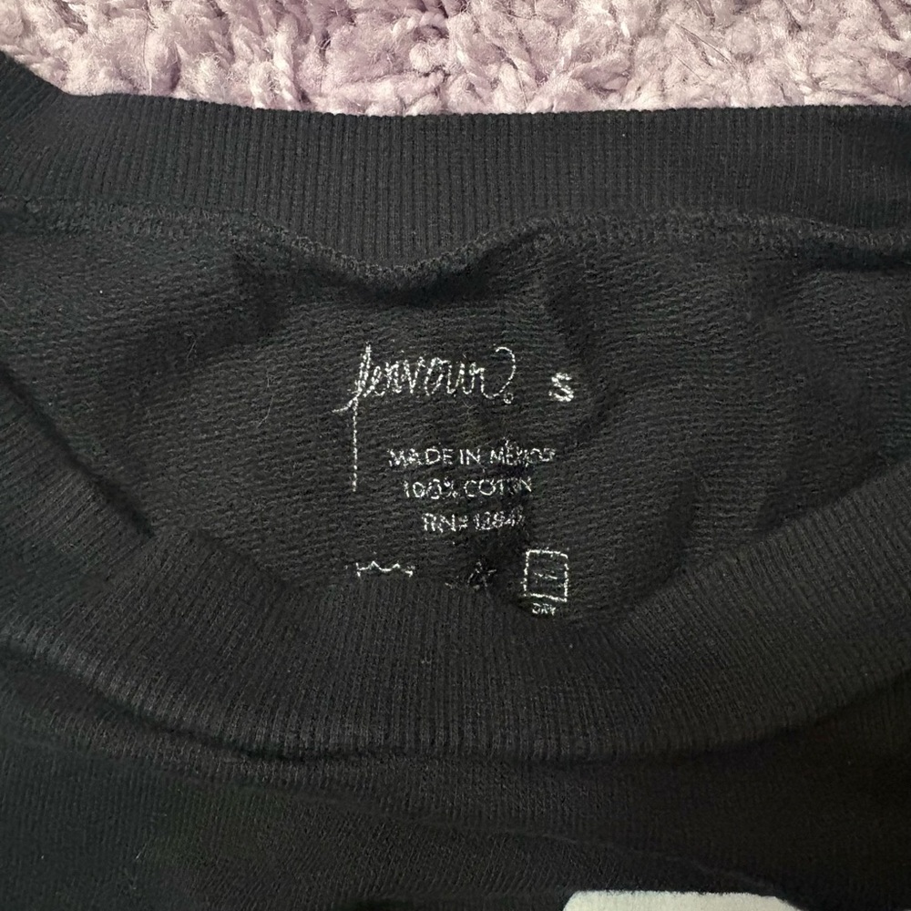 Black cat sweatshirt by Fervour - Picture 2 of 4